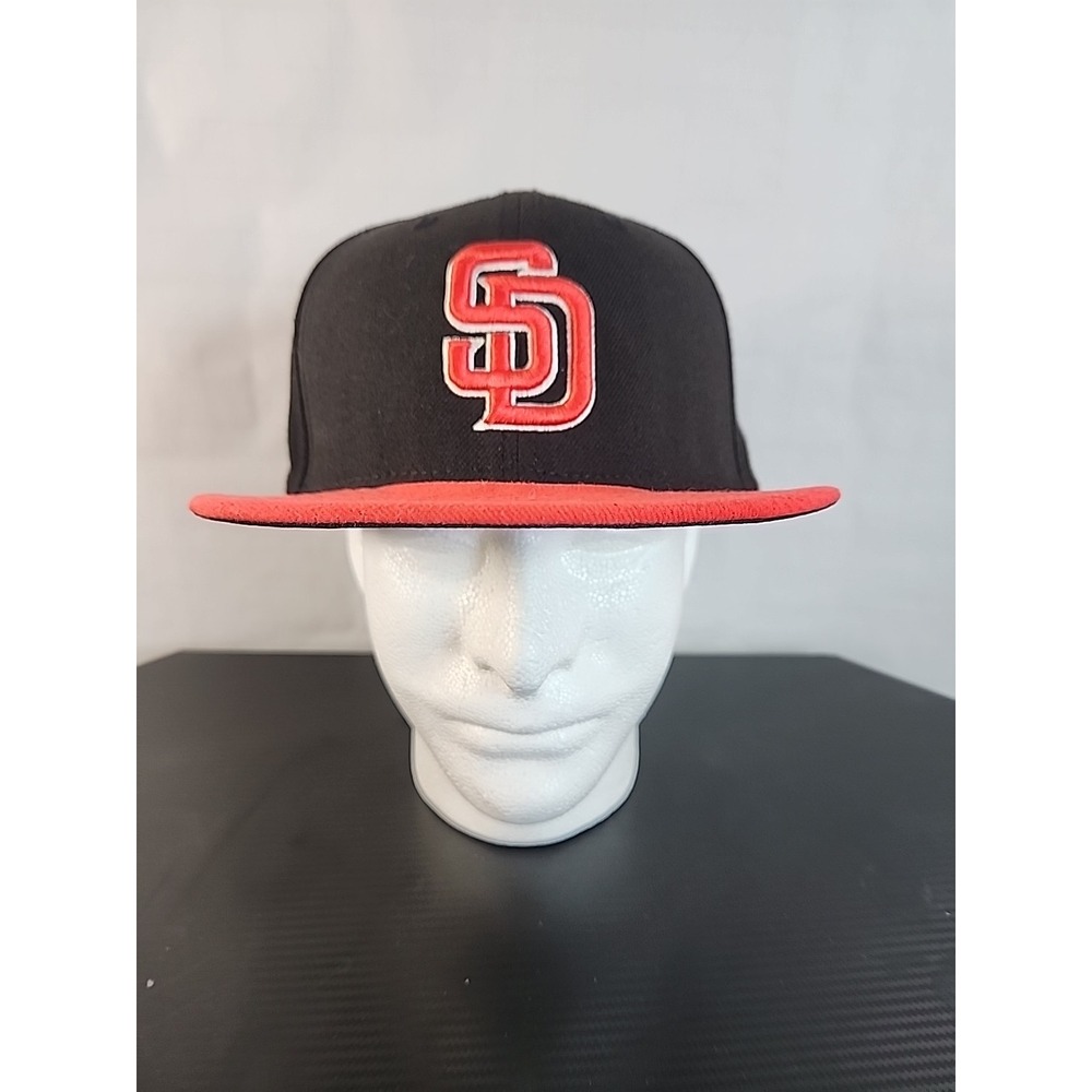 Rare San Diego Padres New Era Fitted Hat Size 7 5/8 Red & Black